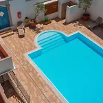 Διαμέρισμα Relaxing Cristal Bedroom Sleeps 5 Num1500 *