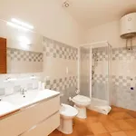 Relaxing Cristal Bedroom Sleeps 5 Num1500 Santa Teresa Gallura