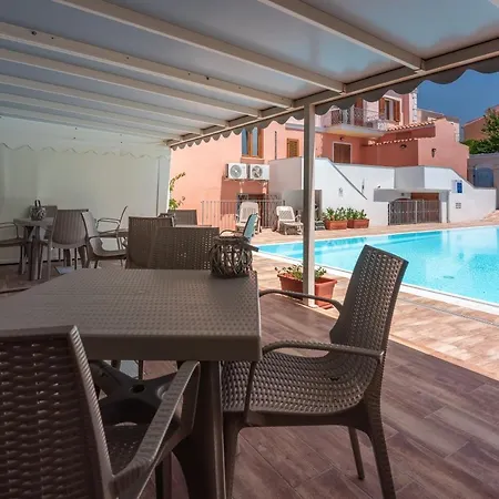 Apartment Relaxing Cristal Bedroom Sleeps 5 Num1500 Santa Teresa Gallura
