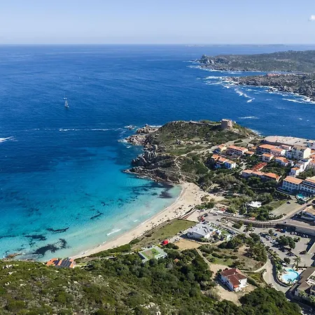Relaxing Cristal Bedroom Sleeps 5 Num1500 * Santa Teresa Gallura